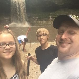 Meet your Posher, Robert